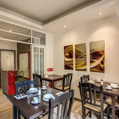 게스트하우스 Enzo Luxury 3*