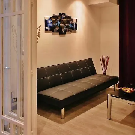 게스트하우스 Enzo Luxury 3*