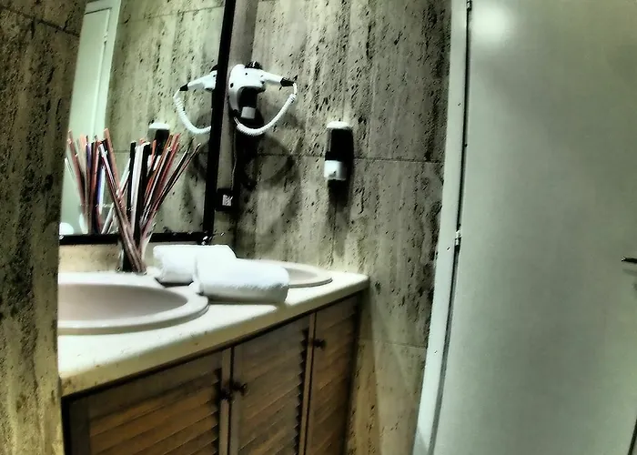 Enzo Luxury 게스트하우스 3*