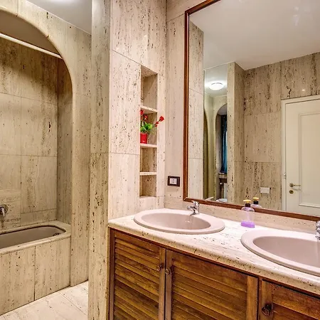 Enzo Luxury Vendégház 3*
